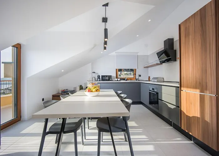 Oleander Urban Suites, High-Speed Internet, Beach At 250, Pet Friendly