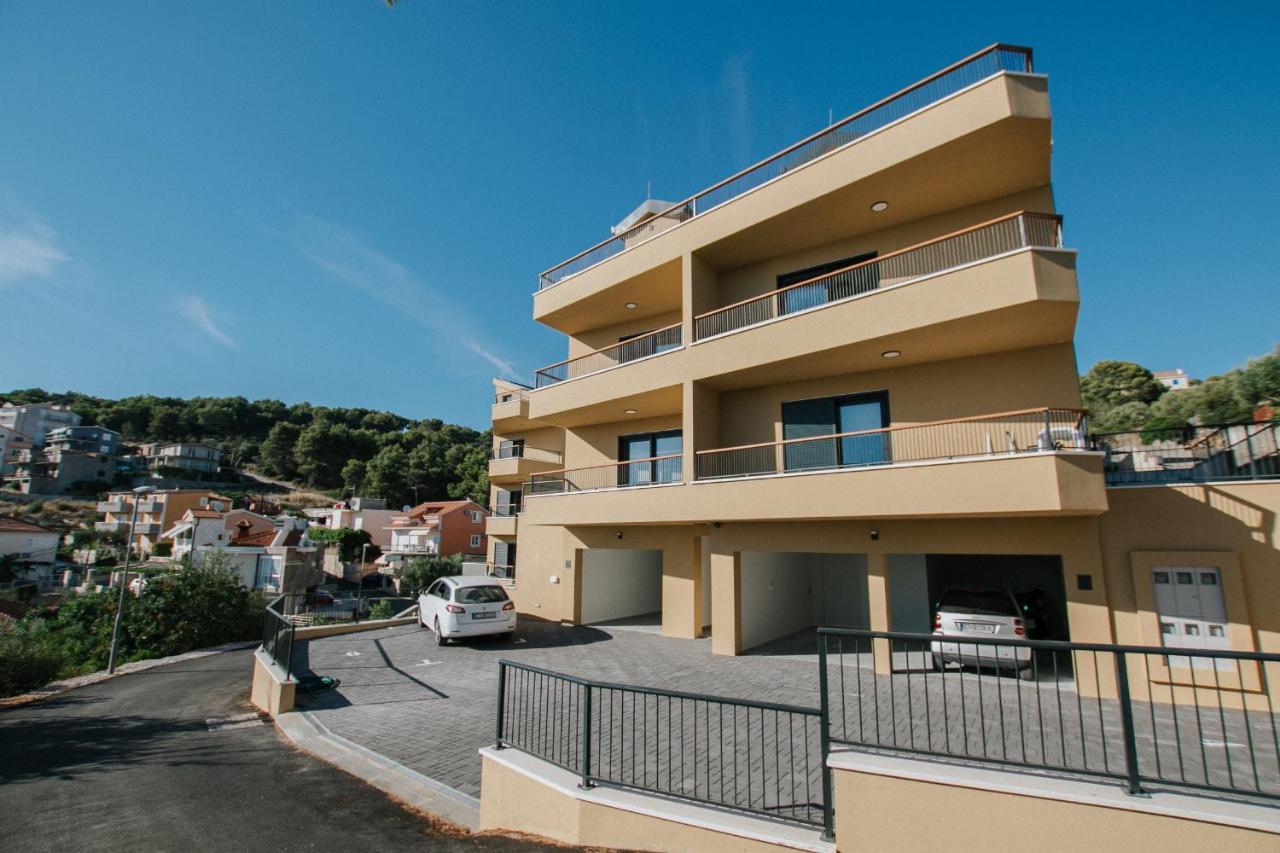 Apartment Oleander Urban Suites, High-speed Internet, At 250, Pet Friendly *