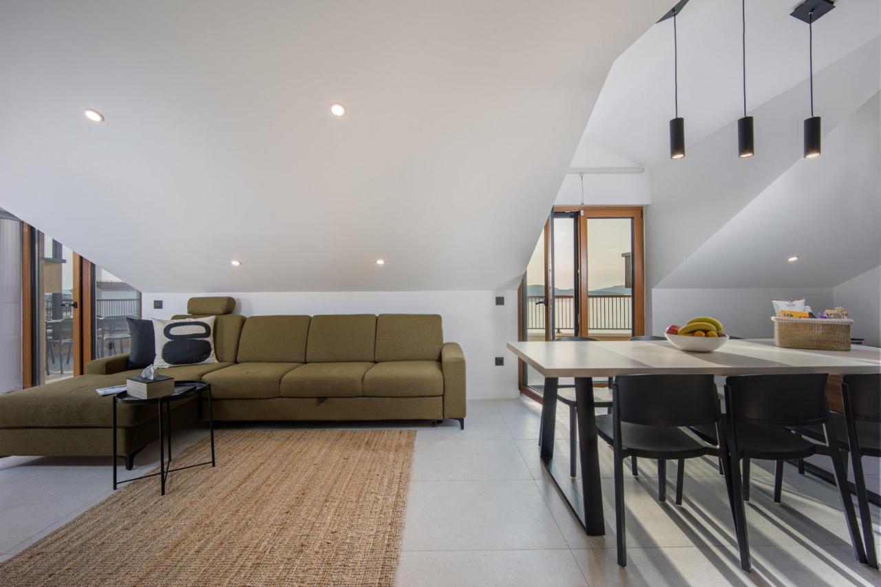 Apartment Oleander Urban Suites, High-speed Internet, At 250, Pet Friendly