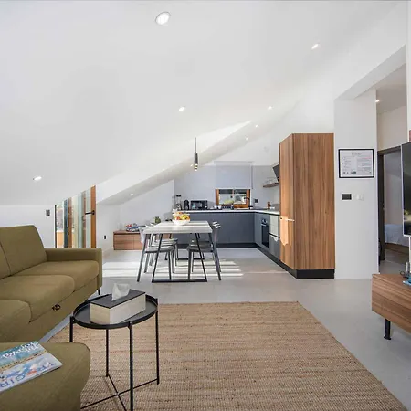 Oleander Urban Suites, High-Speed Internet, Beach At 250, Pet Friendly Trogir Extérieur photo